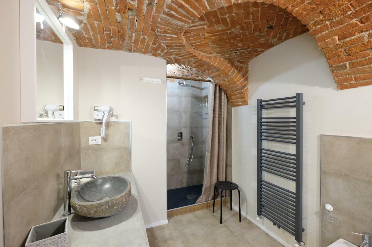 Апартаменты Domus Leydi Ивреа Экстерьер фото