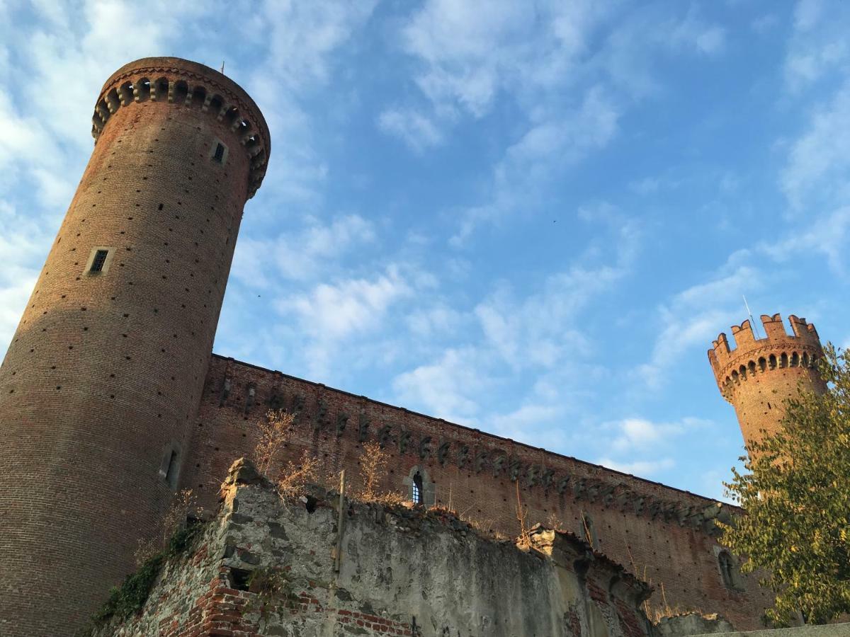 Апартаменты Domus Leydi Ивреа Экстерьер фото